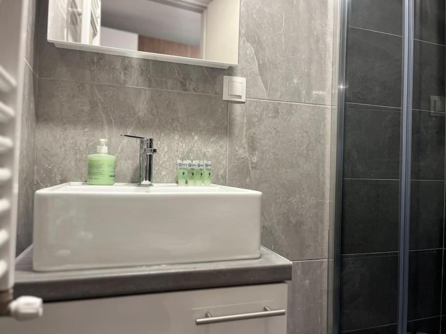 Odyssey Apt 3 Салоники Экстерьер фото